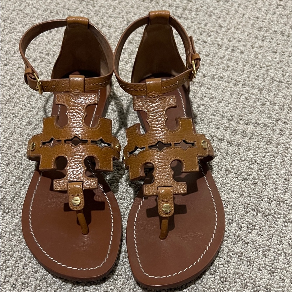 Tory Burch Tan Brown Logo Cutout Leather T-Strap Sandals